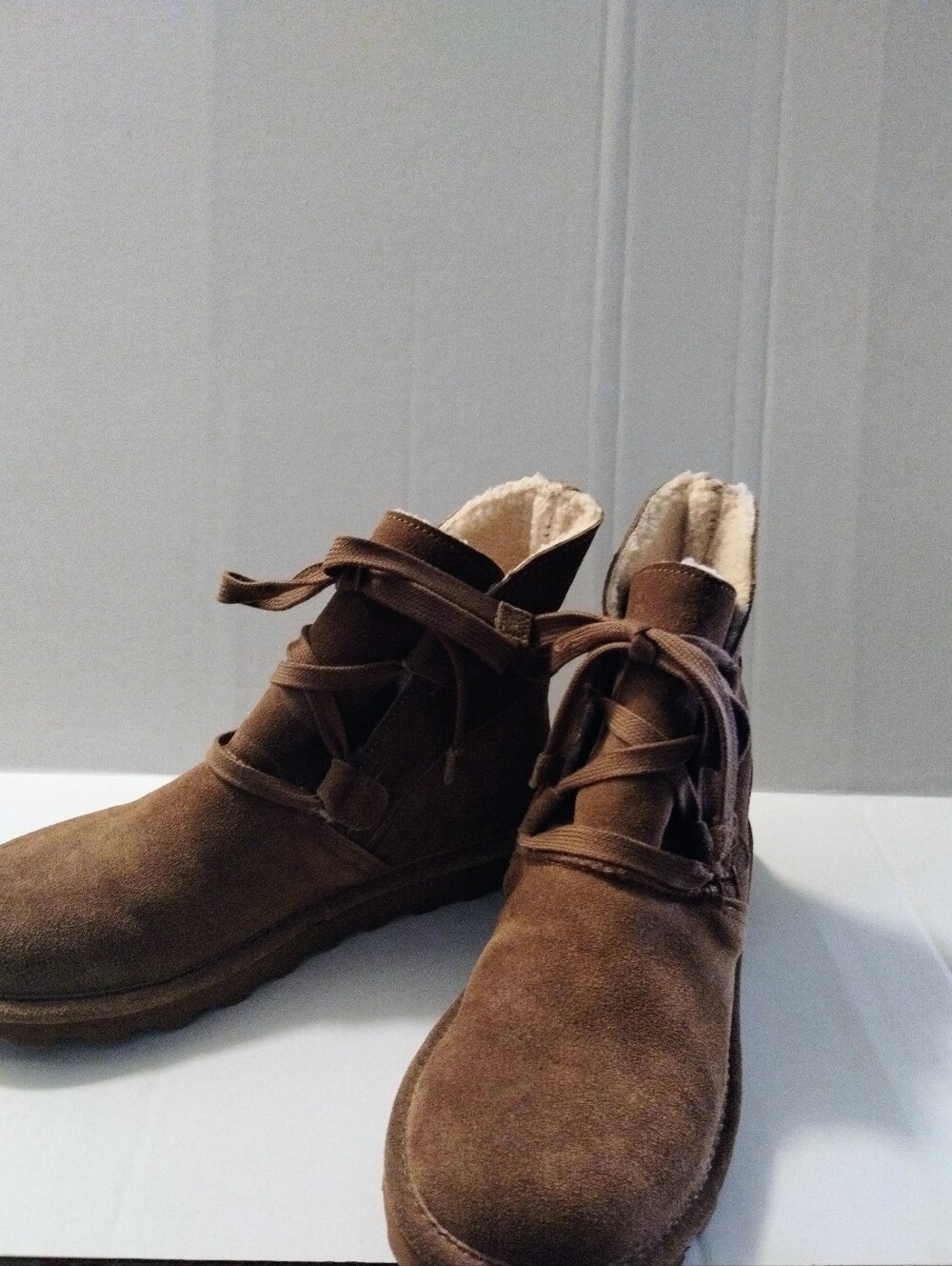 BearPaw Women's Brown Suede Chukka Boots with Shearling Lining